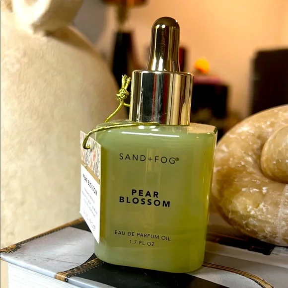 Pear Blossom Eau de Parfum Oil - Picture 1 of 1